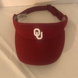 NWOT Nike OU Visor, Dri-Fit, One Size